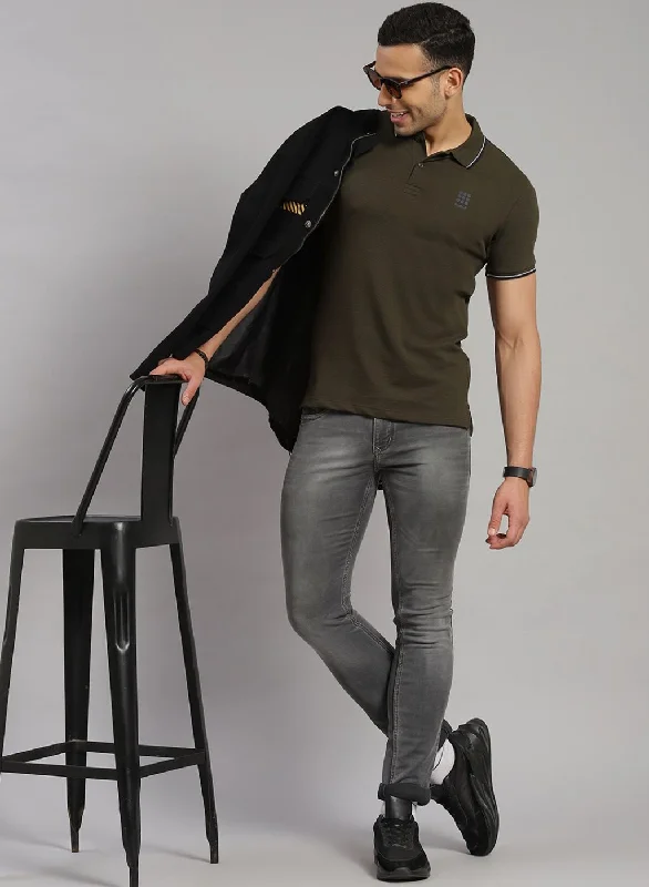 Men Olive Solid T-Shirt