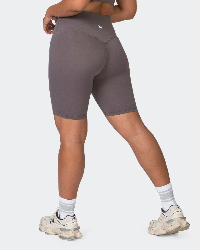 Ultra Signature Referee Length Shorts - Peppercorn